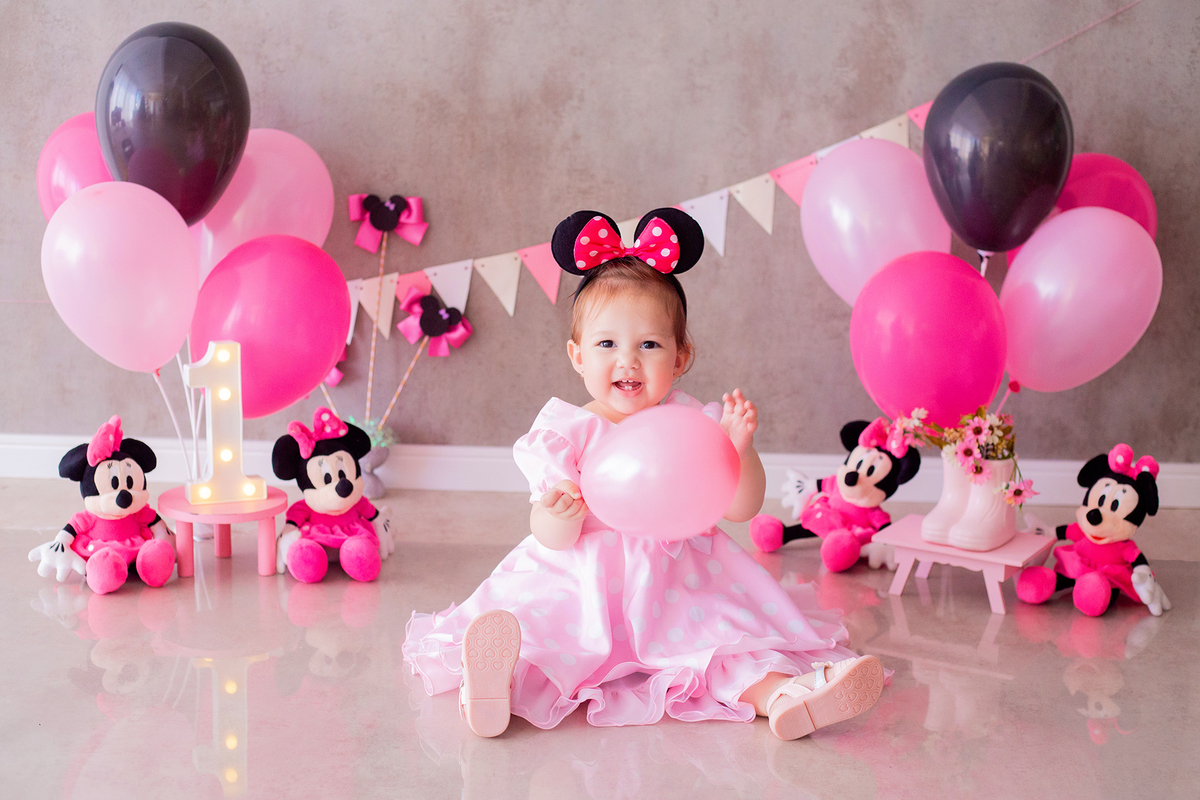 acompanhamento mensal de bebe caxias do sul figurino cenario tematico  personagem foto infantil serra gaucha fotografia familia mundo azul rosa ensaio fotografico crianca newborn baby menino menina smash the cake esmague o bolo banheira urso circo