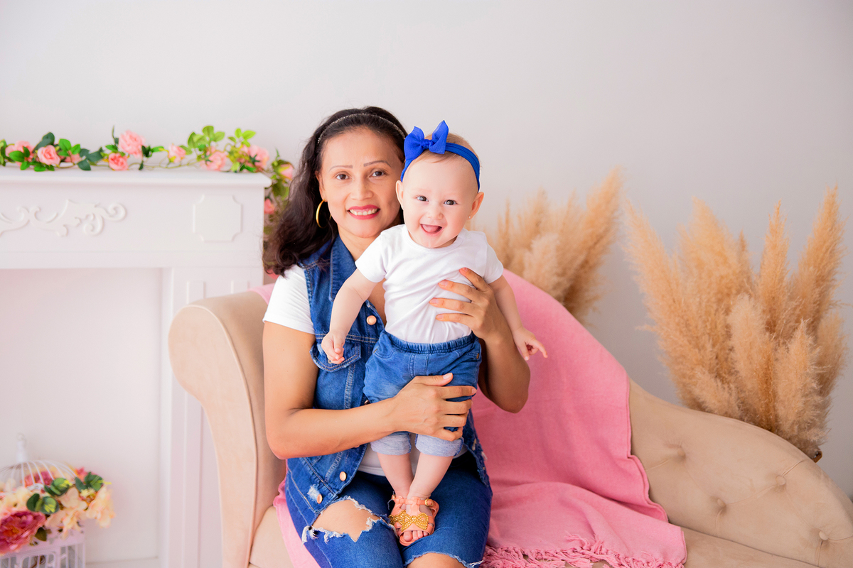 acompanhamento mensal de bebe caxias do sul figurino cenario tematico  personagem foto infantil serra gaucha fotografia familia mundo azul rosa ensaio fotografico crianca newborn baby menino menina smash the cake esmague o bolo banheira urso circo