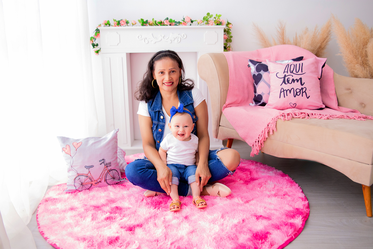 acompanhamento mensal de bebe caxias do sul figurino cenario tematico  personagem foto infantil serra gaucha fotografia familia mundo azul rosa ensaio fotografico crianca newborn baby menino menina smash the cake esmague o bolo banheira urso circo