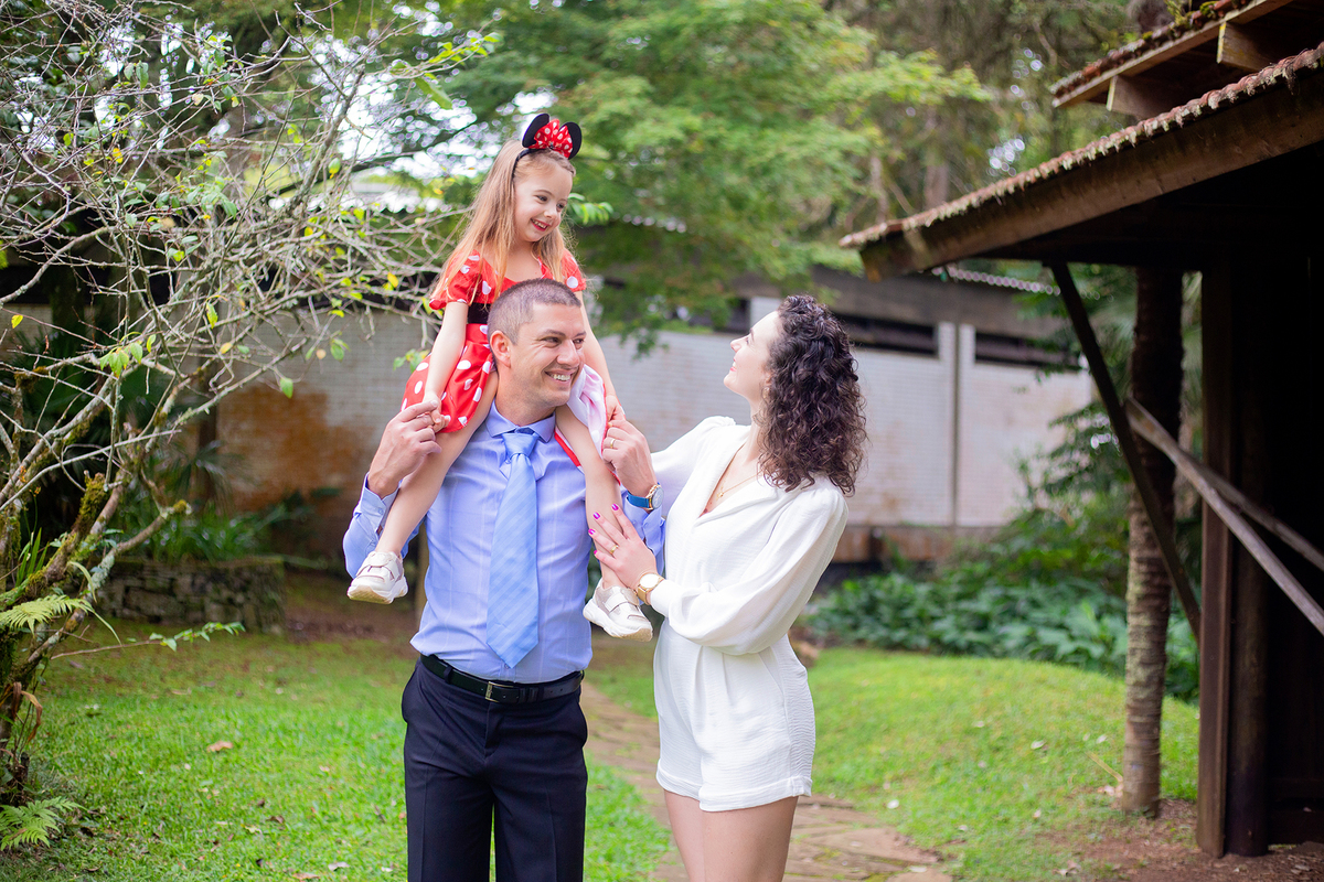 acompanhamento mensal de bebe caxias do sul figurino cenario tematico  personagem foto infantil serra gaucha fotografia familia mundo azul rosa ensaio fotografico crianca newborn baby menino menina smash the cake esmague o bolo banheira urso circo