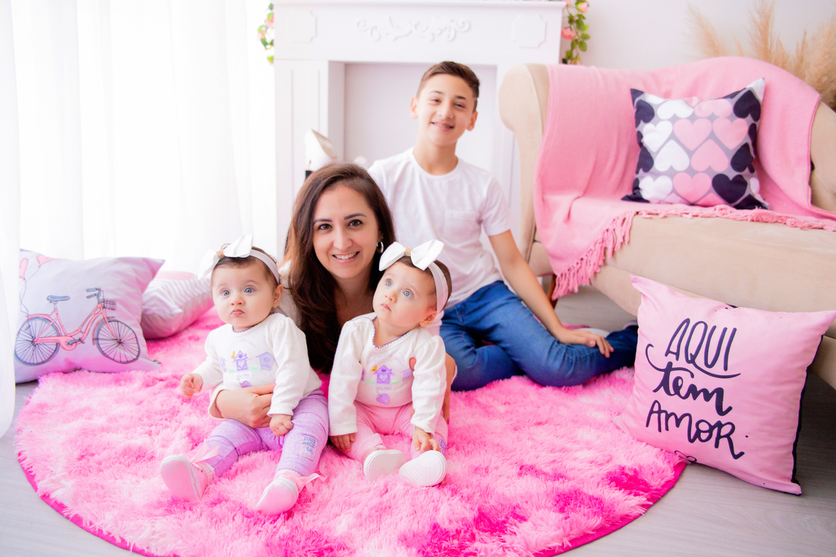acompanhamento mensal de bebe caxias do sul figurino cenario tematico  personagem foto infantil serra gaucha fotografia familia mundo azul rosa ensaio fotografico crianca newborn baby menino menina smash the cake esmague o bolo banheira urso circo