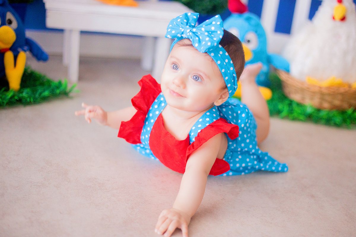 acompanhamento mensal de bebe caxias do sul figurino cenario tematico  personagem foto infantil serra gaucha fotografia familia mundo azul rosa ensaio fotografico crianca newborn baby menino menina smash the cake esmague o bolo banheira urso circo