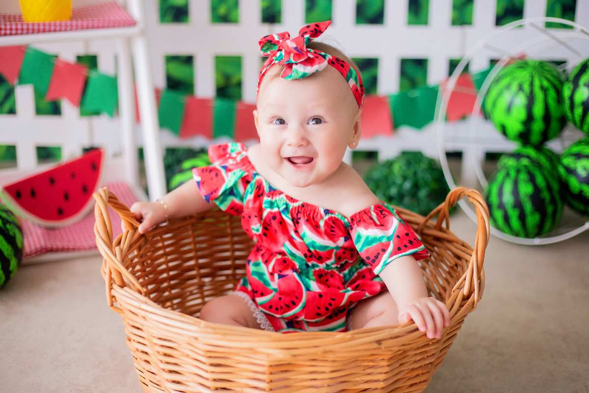 acompanhamento mensal de bebe caxias do sul figurino cenario tematico  personagem foto infantil serra gaucha fotografia familia mundo azul rosa ensaio fotografico crianca newborn baby menino menina smash the cake esmague o bolo banheira urso circo
