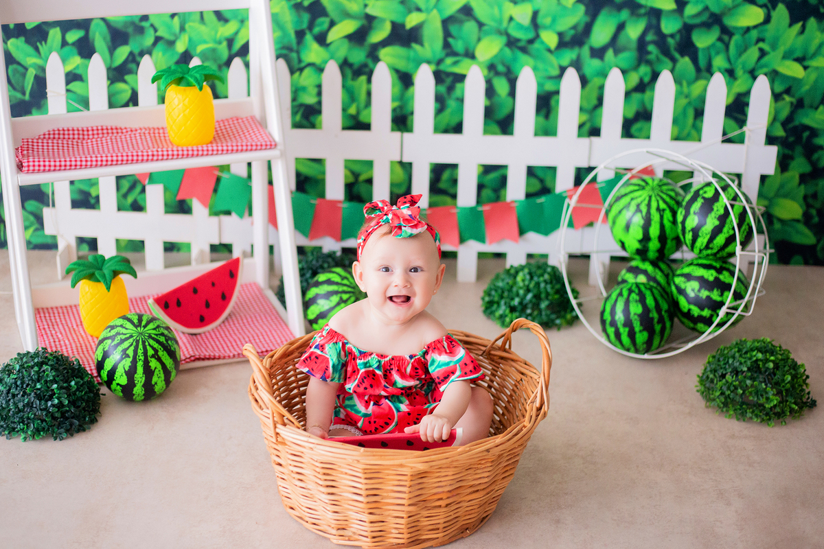 acompanhamento mensal de bebe caxias do sul figurino cenario tematico  personagem foto infantil serra gaucha fotografia familia mundo azul rosa ensaio fotografico crianca newborn baby menino menina smash the cake esmague o bolo banheira urso circo