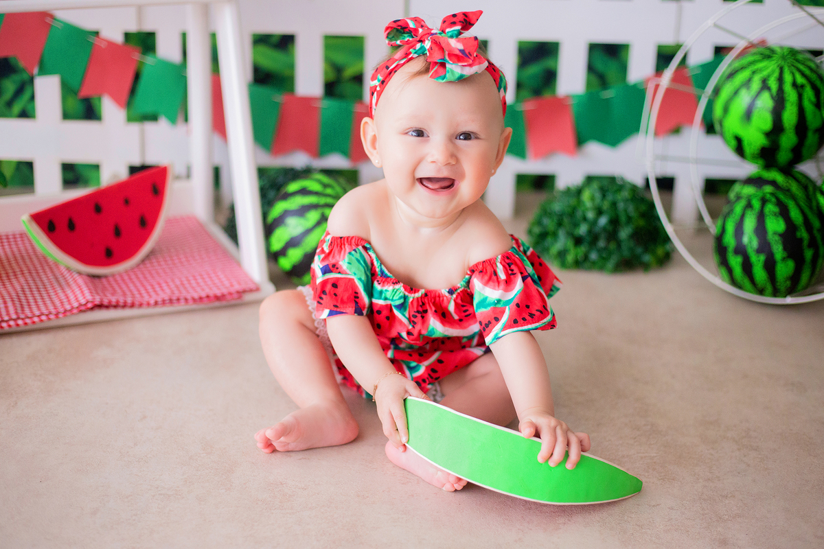 acompanhamento mensal de bebe caxias do sul figurino cenario tematico  personagem foto infantil serra gaucha fotografia familia mundo azul rosa ensaio fotografico crianca newborn baby menino menina smash the cake esmague o bolo banheira urso circo