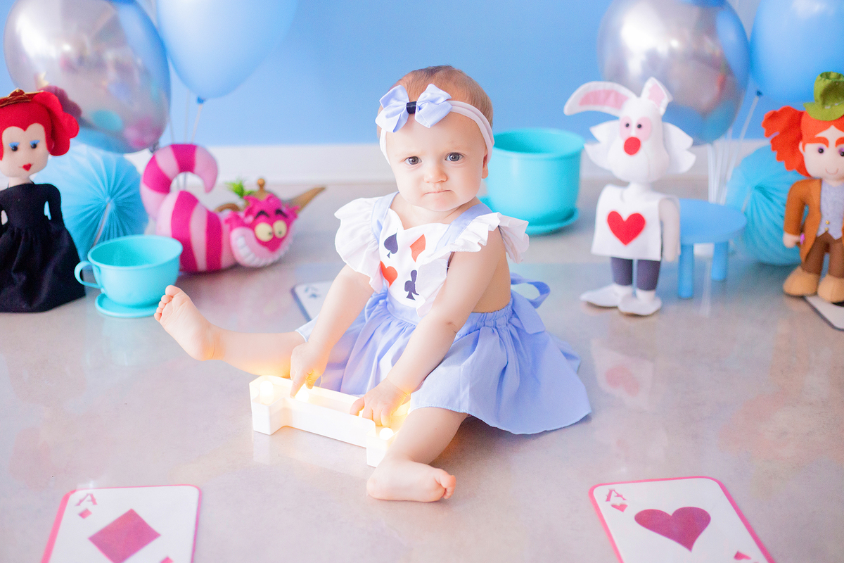 acompanhamento mensal de bebe caxias do sul figurino cenario tematico  personagem foto infantil serra gaucha fotografia familia mundo azul rosa ensaio fotografico crianca newborn baby menino menina smash the cake esmague o bolo banheira urso circo