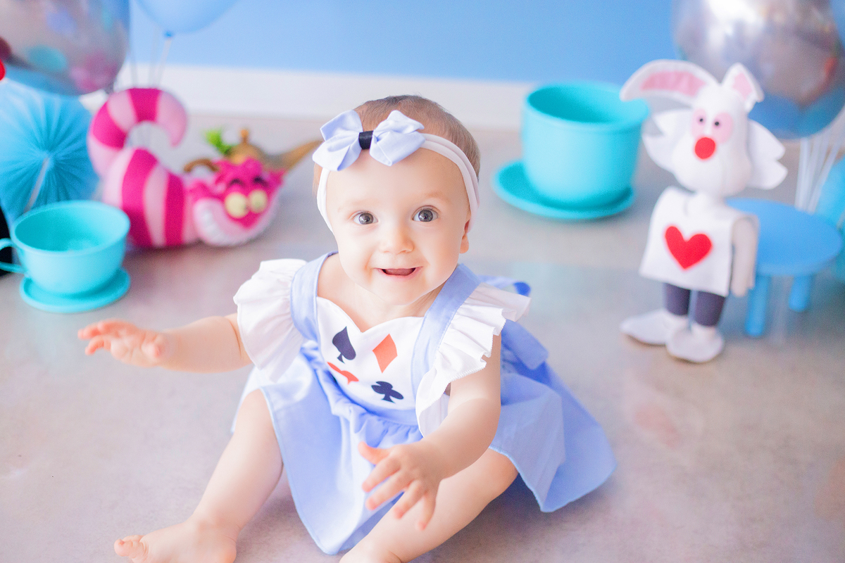 acompanhamento mensal de bebe caxias do sul figurino cenario tematico  personagem foto infantil serra gaucha fotografia familia mundo azul rosa ensaio fotografico crianca newborn baby menino menina smash the cake esmague o bolo banheira urso circo