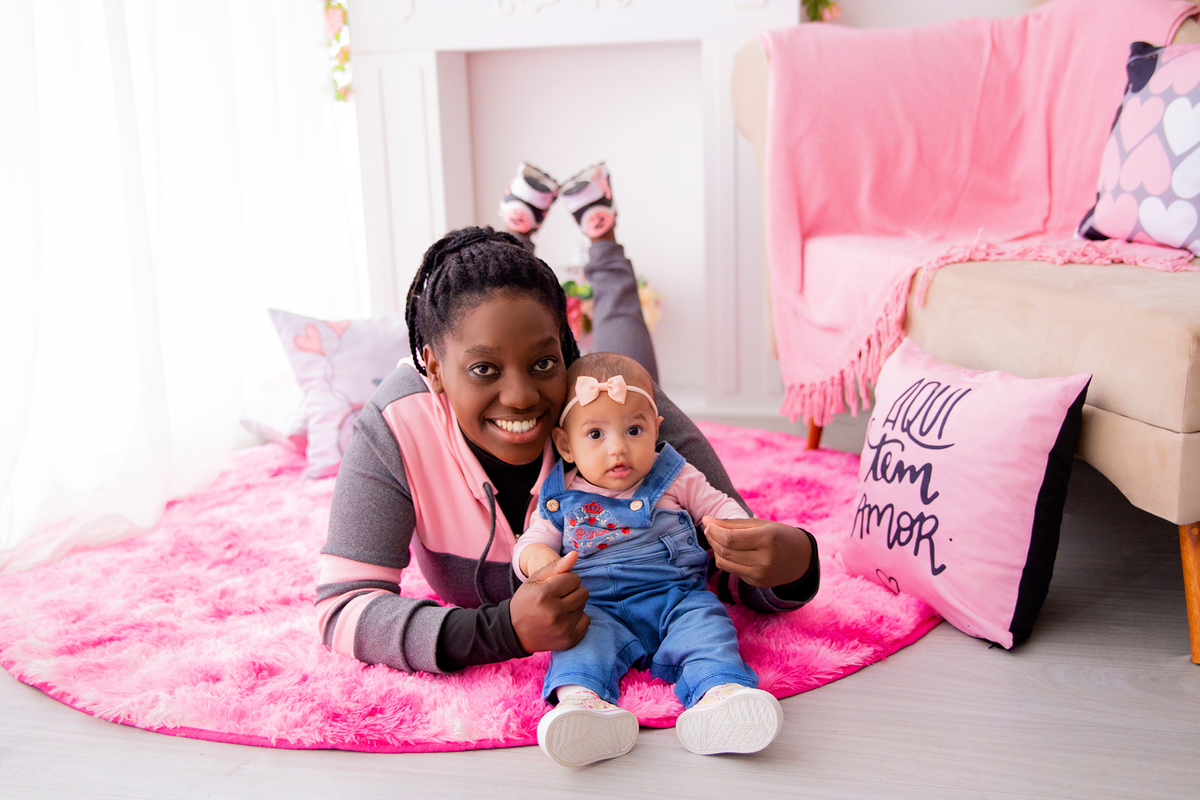 acompanhamento mensal de bebe caxias do sul figurino cenario tematico  personagem foto infantil serra gaucha fotografia familia mundo azul rosa ensaio fotografico crianca newborn baby menino menina smash the cake esmague o bolo banheira urso circo