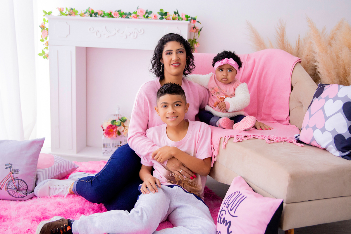 acompanhamento mensal de bebe caxias do sul figurino cenario tematico  personagem foto infantil serra gaucha fotografia familia mundo azul rosa ensaio fotografico crianca newborn baby menino menina smash the cake esmague o bolo banheira urso circo