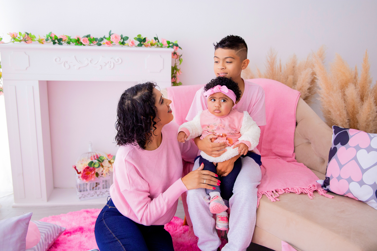 acompanhamento mensal de bebe caxias do sul figurino cenario tematico  personagem foto infantil serra gaucha fotografia familia mundo azul rosa ensaio fotografico crianca newborn baby menino menina smash the cake esmague o bolo banheira urso circo
