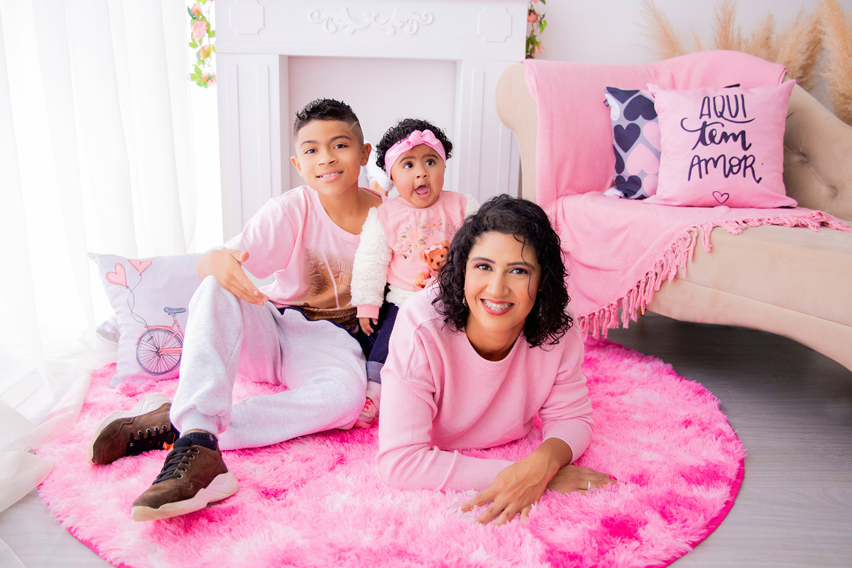 acompanhamento mensal de bebe caxias do sul figurino cenario tematico  personagem foto infantil serra gaucha fotografia familia mundo azul rosa ensaio fotografico crianca newborn baby menino menina smash the cake esmague o bolo banheira urso circo