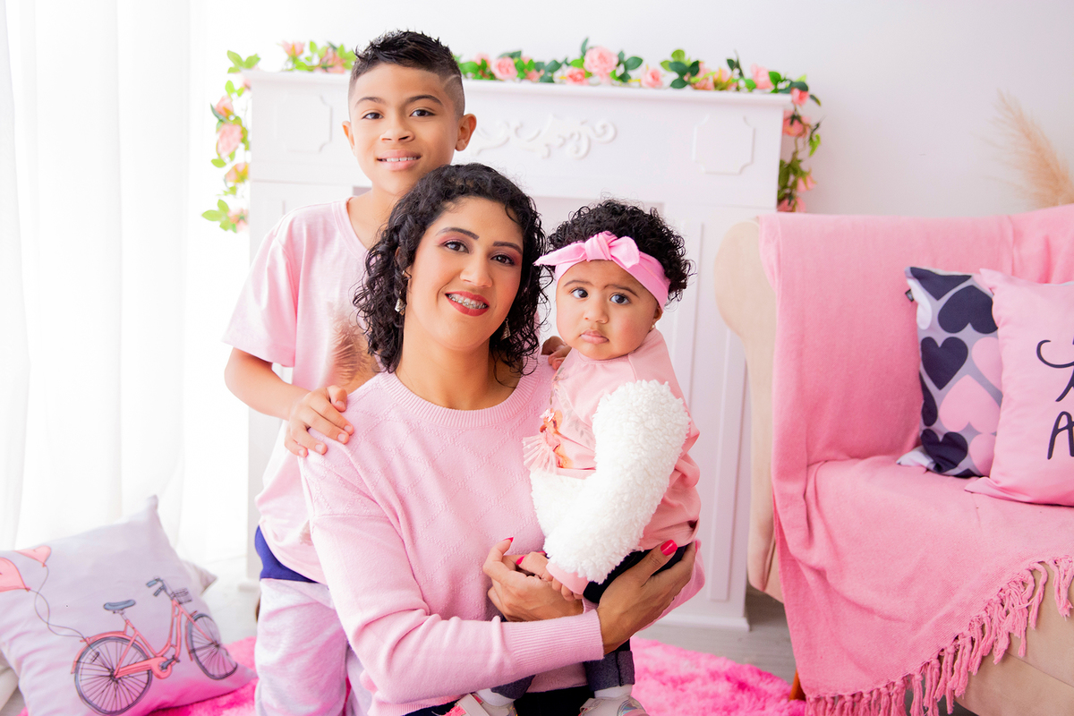 acompanhamento mensal de bebe caxias do sul figurino cenario tematico  personagem foto infantil serra gaucha fotografia familia mundo azul rosa ensaio fotografico crianca newborn baby menino menina smash the cake esmague o bolo banheira urso circo