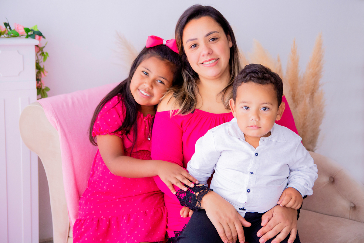acompanhamento mensal de bebe caxias do sul figurino cenario tematico  personagem foto infantil serra gaucha fotografia familia mundo azul rosa ensaio fotografico crianca newborn baby menino menina smash the cake esmague o bolo banheira urso circo