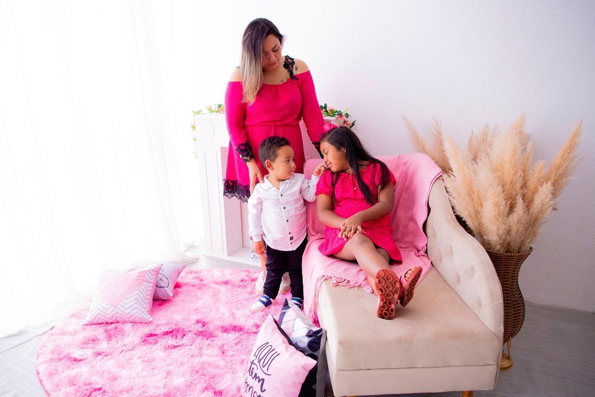 acompanhamento mensal de bebe caxias do sul figurino cenario tematico  personagem foto infantil serra gaucha fotografia familia mundo azul rosa ensaio fotografico crianca newborn baby menino menina smash the cake esmague o bolo banheira urso circo