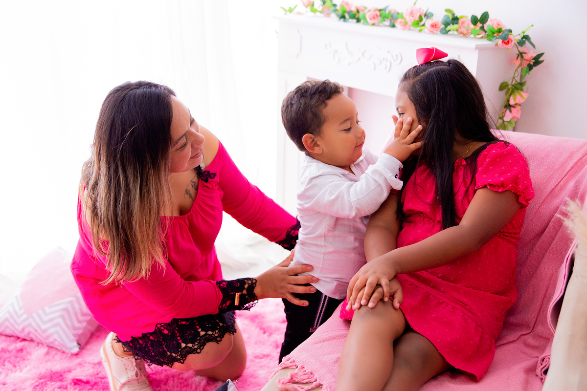 acompanhamento mensal de bebe caxias do sul figurino cenario tematico  personagem foto infantil serra gaucha fotografia familia mundo azul rosa ensaio fotografico crianca newborn baby menino menina smash the cake esmague o bolo banheira urso circo