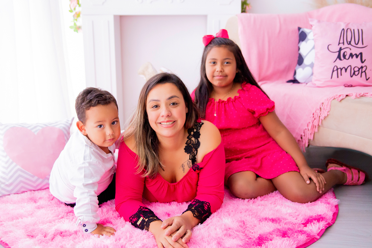 acompanhamento mensal de bebe caxias do sul figurino cenario tematico  personagem foto infantil serra gaucha fotografia familia mundo azul rosa ensaio fotografico crianca newborn baby menino menina smash the cake esmague o bolo banheira urso circo
