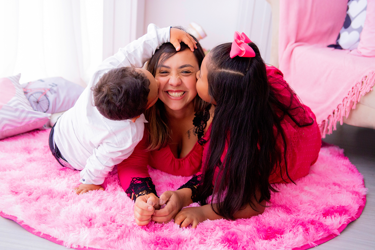 acompanhamento mensal de bebe caxias do sul figurino cenario tematico  personagem foto infantil serra gaucha fotografia familia mundo azul rosa ensaio fotografico crianca newborn baby menino menina smash the cake esmague o bolo banheira urso circo