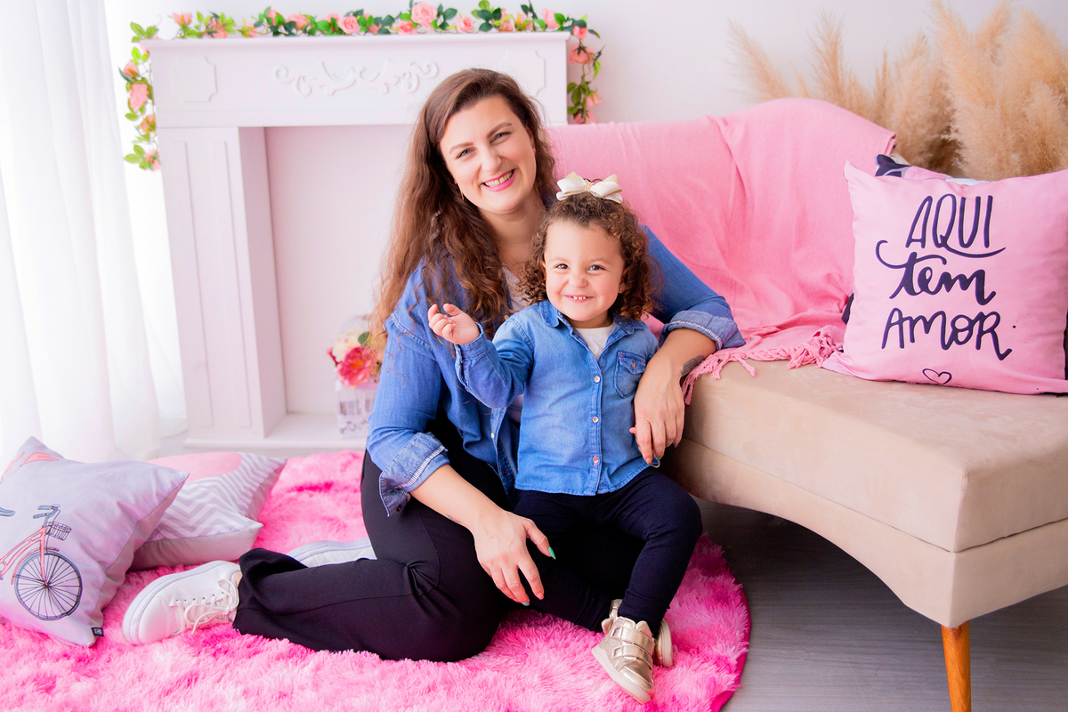 acompanhamento mensal de bebe caxias do sul figurino cenario tematico  personagem foto infantil serra gaucha fotografia familia mundo azul rosa ensaio fotografico crianca newborn baby menino menina smash the cake esmague o bolo banheira urso circo