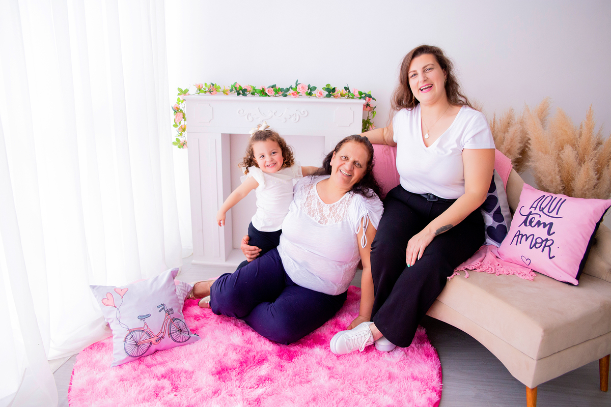 acompanhamento mensal de bebe caxias do sul figurino cenario tematico  personagem foto infantil serra gaucha fotografia familia mundo azul rosa ensaio fotografico crianca newborn baby menino menina smash the cake esmague o bolo banheira urso circo