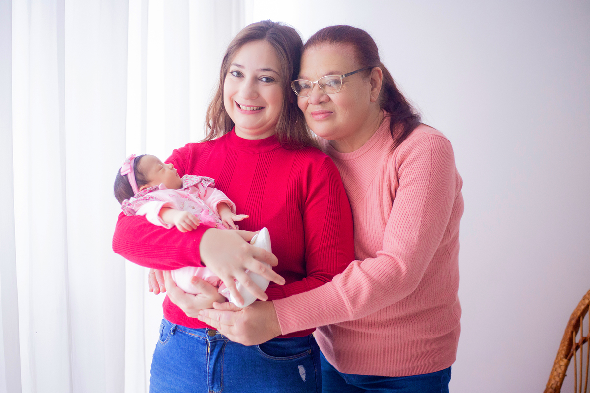 acompanhamento mensal de bebe caxias do sul figurino cenario tematico  personagem foto infantil serra gaucha fotografia familia mundo azul rosa ensaio fotografico crianca newborn baby menino menina smash the cake esmague o bolo banheira urso circo