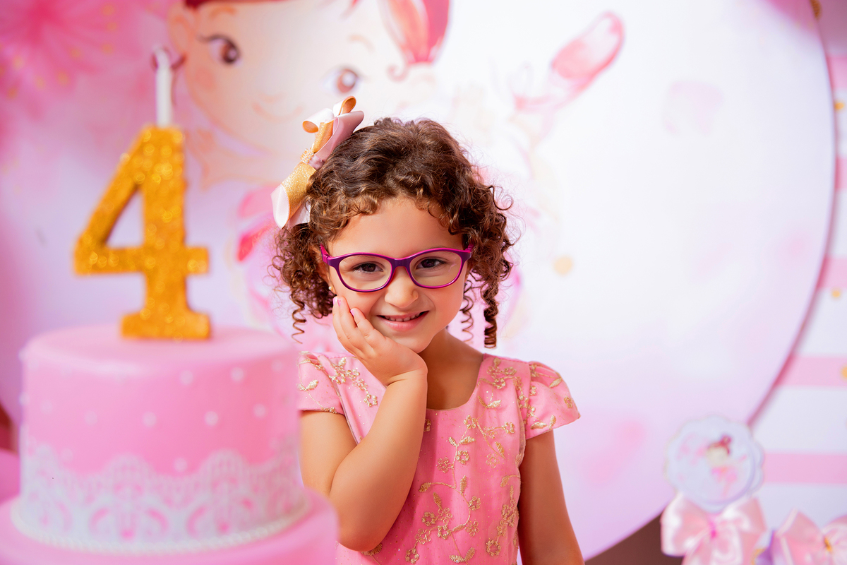 acompanhamento mensal de bebe caxias do sul figurino cenario tematico  personagem foto infantil serra gaucha fotografia familia mundo azul rosa ensaio fotografico crianca newborn baby menino menina smash the cake esmague o bolo banheira urso circo