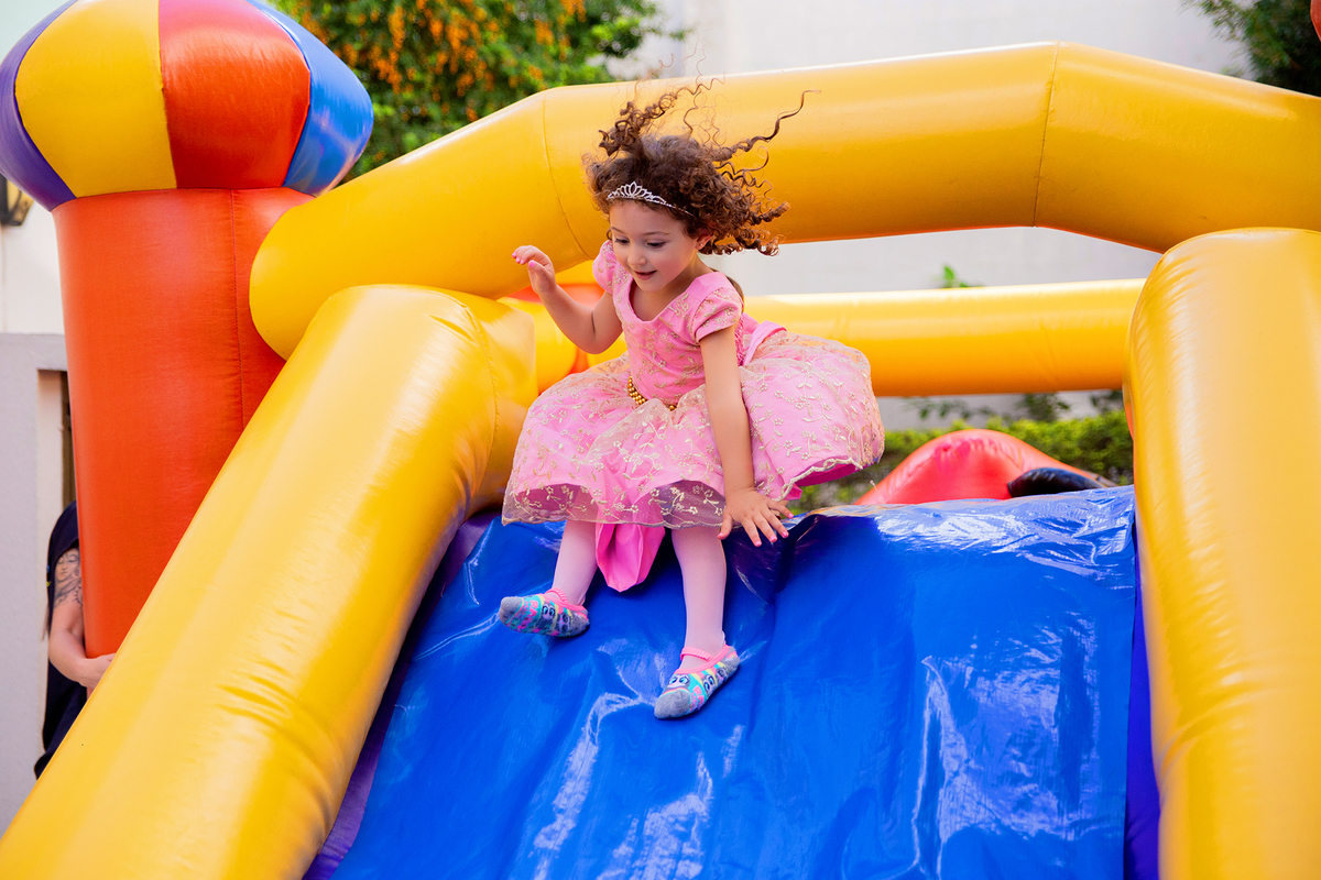 acompanhamento mensal de bebe caxias do sul figurino cenario tematico  personagem foto infantil serra gaucha fotografia familia mundo azul rosa ensaio fotografico crianca newborn baby menino menina smash the cake esmague o bolo banheira urso circo
