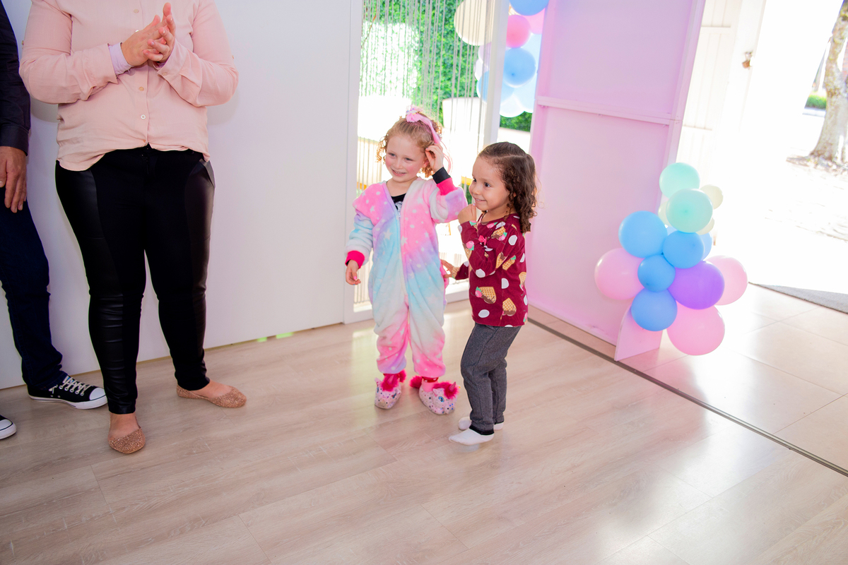 acompanhamento mensal de bebe caxias do sul figurino cenario tematico  personagem foto infantil serra gaucha fotografia familia mundo azul rosa ensaio fotografico crianca newborn baby menino menina smash the cake esmague o bolo banheira urso circo