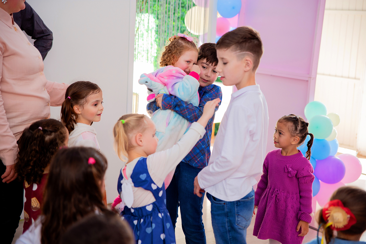acompanhamento mensal de bebe caxias do sul figurino cenario tematico  personagem foto infantil serra gaucha fotografia familia mundo azul rosa ensaio fotografico crianca newborn baby menino menina smash the cake esmague o bolo banheira urso circo