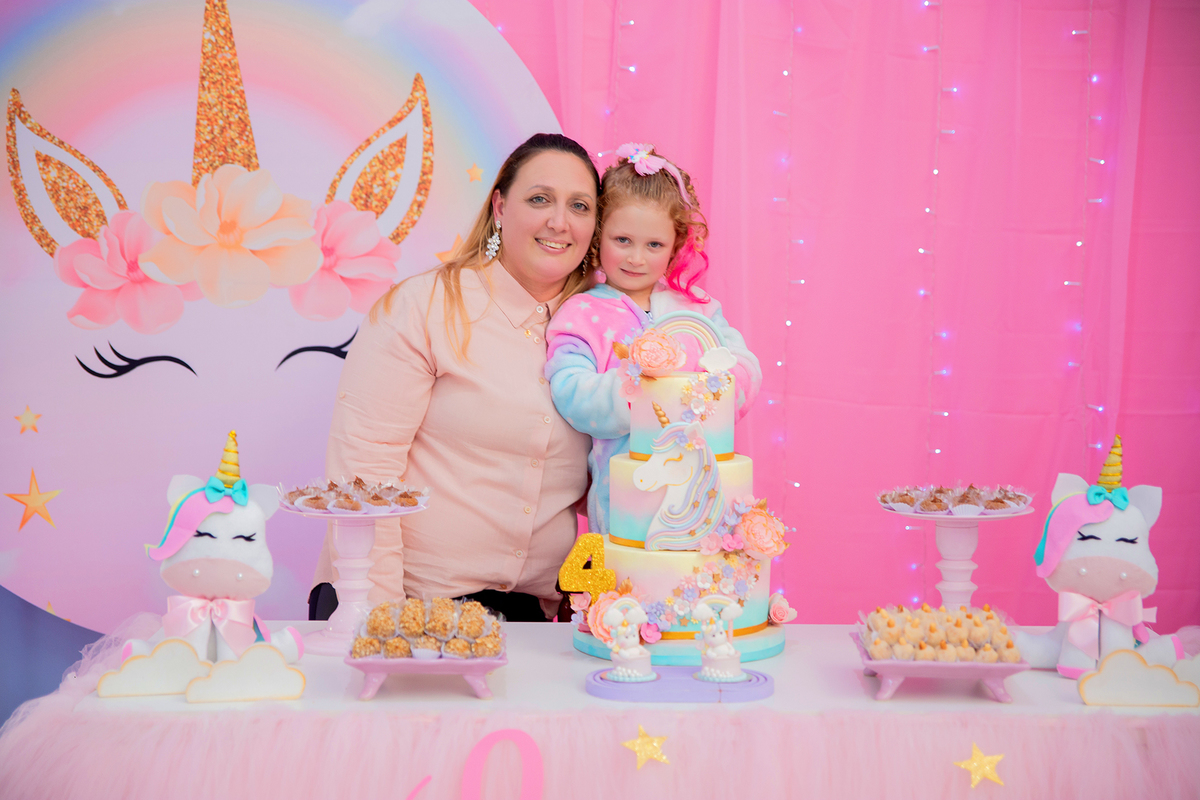 acompanhamento mensal de bebe caxias do sul figurino cenario tematico  personagem foto infantil serra gaucha fotografia familia mundo azul rosa ensaio fotografico crianca newborn baby menino menina smash the cake esmague o bolo banheira urso circo