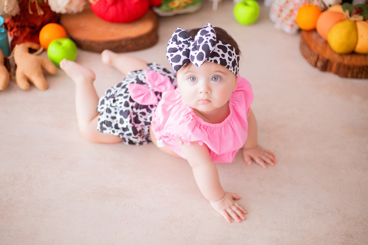 acompanhamento mensal de bebe caxias do sul figurino cenario tematico  personagem foto infantil serra gaucha fotografia familia mundo azul rosa ensaio fotografico crianca newborn baby menino menina smash the cake esmague o bolo banheira urso circo