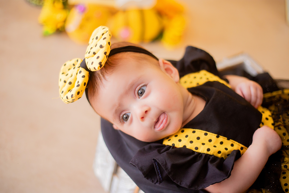 acompanhamento mensal de bebe caxias do sul figurino cenario tematico  personagem foto infantil serra gaucha fotografia familia mundo azul rosa ensaio fotografico crianca newborn baby menino menina smash the cake esmague o bolo banheira urso circo