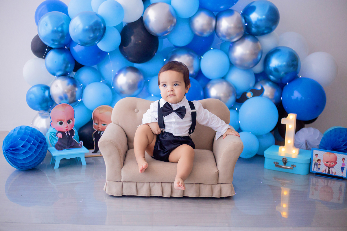 acompanhamento mensal de bebe caxias do sul figurino cenario tematico  personagem foto infantil serra gaucha fotografia familia mundo azul rosa ensaio fotografico crianca newborn baby menino menina smash the cake esmague o bolo banheira urso circo
