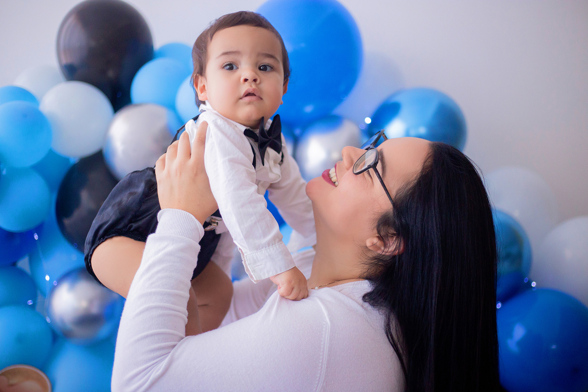 acompanhamento mensal de bebe caxias do sul figurino cenario tematico  personagem foto infantil serra gaucha fotografia familia mundo azul rosa ensaio fotografico crianca newborn baby menino menina smash the cake esmague o bolo banheira urso circo