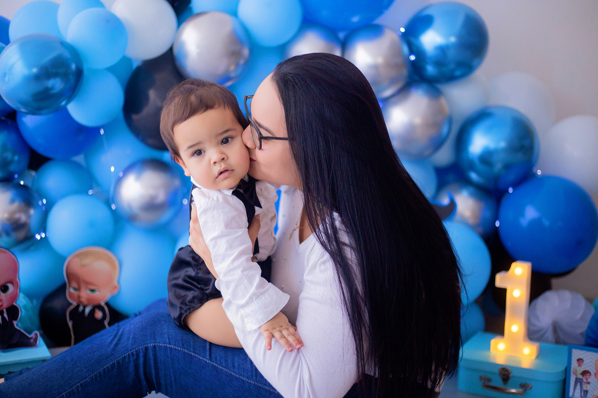 acompanhamento mensal de bebe caxias do sul figurino cenario tematico  personagem foto infantil serra gaucha fotografia familia mundo azul rosa ensaio fotografico crianca newborn baby menino menina smash the cake esmague o bolo banheira urso circo