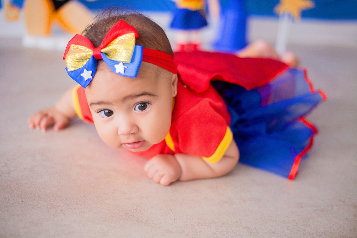 acompanhamento mensal de bebe caxias do sul figurino cenario tematico  personagem foto infantil serra gaucha fotografia familia mundo azul rosa ensaio fotografico crianca newborn baby menino menina smash the cake esmague o bolo banheira urso circo