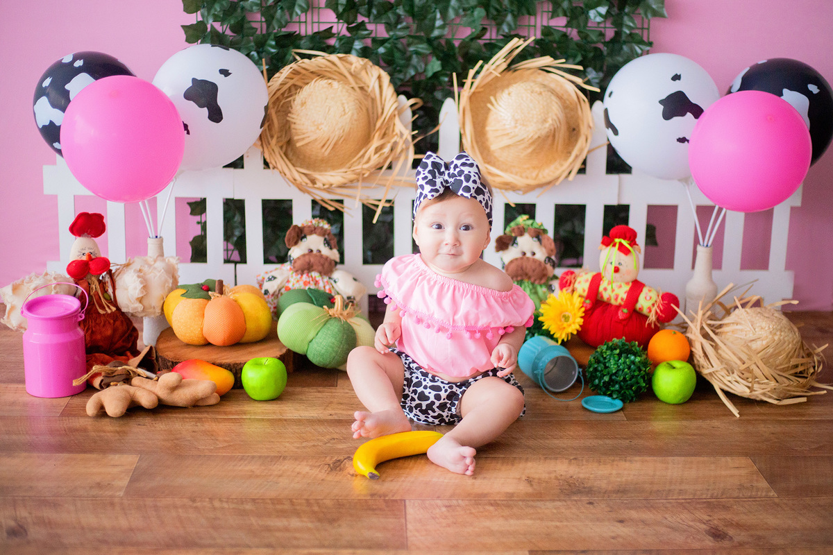 acompanhamento mensal de bebe caxias do sul figurino cenario tematico  personagem foto infantil serra gaucha fotografia familia mundo azul rosa ensaio fotografico crianca newborn baby menino menina smash the cake esmague o bolo banheira urso circo