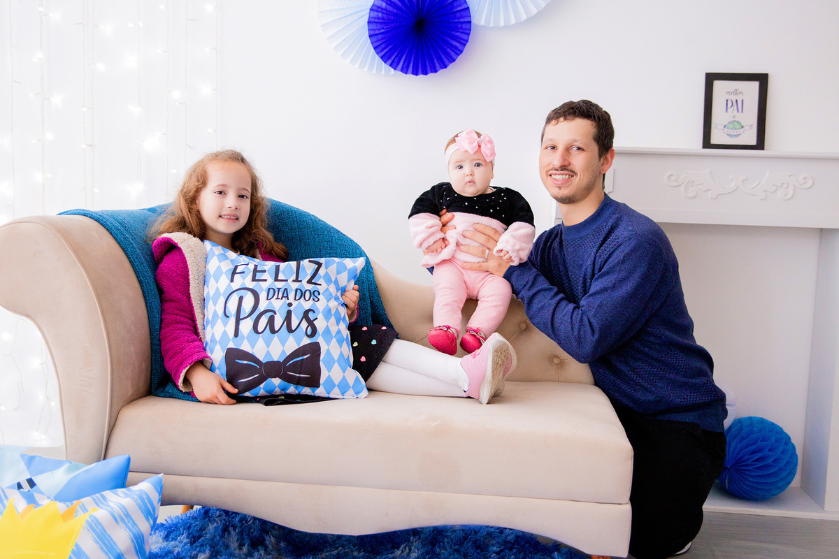 acompanhamento mensal de bebe caxias do sul figurino cenario tematico  personagem foto infantil serra gaucha fotografia familia mundo azul rosa ensaio fotografico crianca newborn baby menino menina smash the cake esmague o bolo banheira urso circo