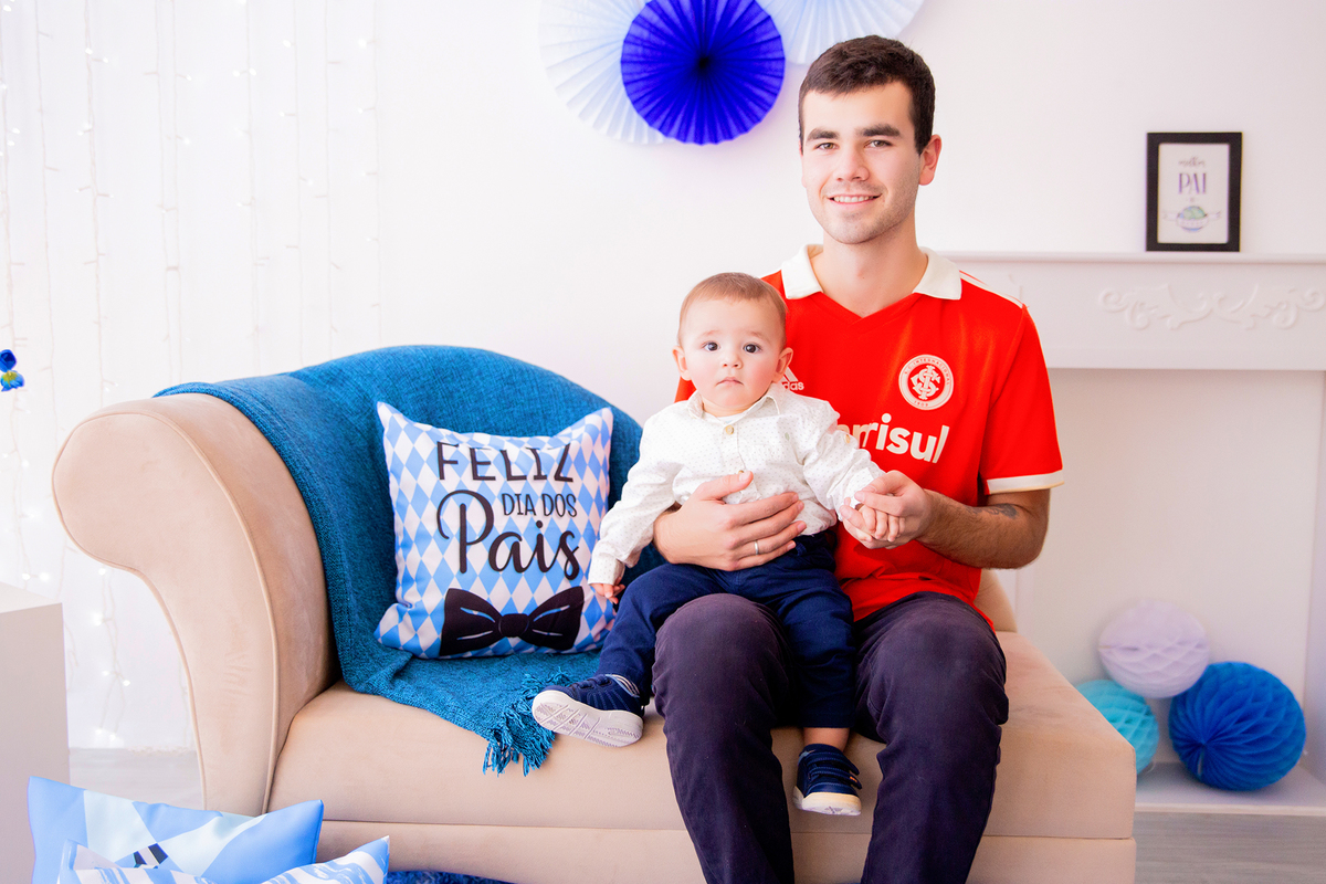 acompanhamento mensal de bebe caxias do sul figurino cenario tematico  personagem foto infantil serra gaucha fotografia familia mundo azul rosa ensaio fotografico crianca newborn baby menino menina smash the cake esmague o bolo banheira urso circo