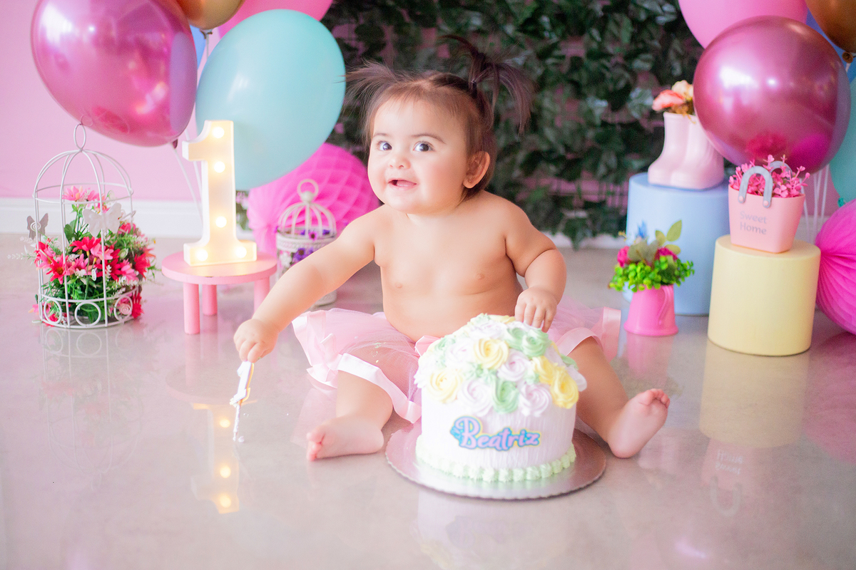 acompanhamento mensal de bebe caxias do sul figurino cenario tematico  personagem foto infantil serra gaucha fotografia familia mundo azul rosa ensaio fotografico crianca newborn baby menino menina smash the cake esmague o bolo banheira urso circo
