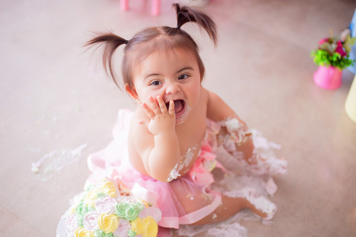 acompanhamento mensal de bebe caxias do sul figurino cenario tematico  personagem foto infantil serra gaucha fotografia familia mundo azul rosa ensaio fotografico crianca newborn baby menino menina smash the cake esmague o bolo banheira urso circo