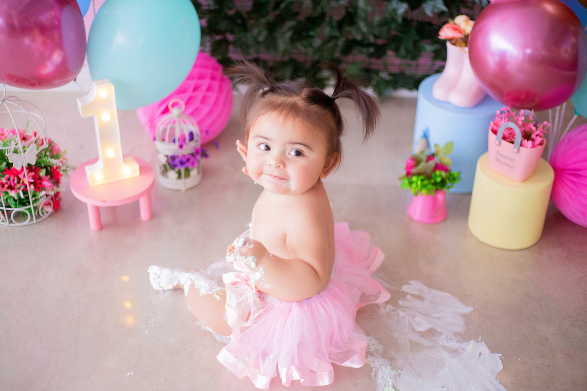 acompanhamento mensal de bebe caxias do sul figurino cenario tematico  personagem foto infantil serra gaucha fotografia familia mundo azul rosa ensaio fotografico crianca newborn baby menino menina smash the cake esmague o bolo banheira urso circo