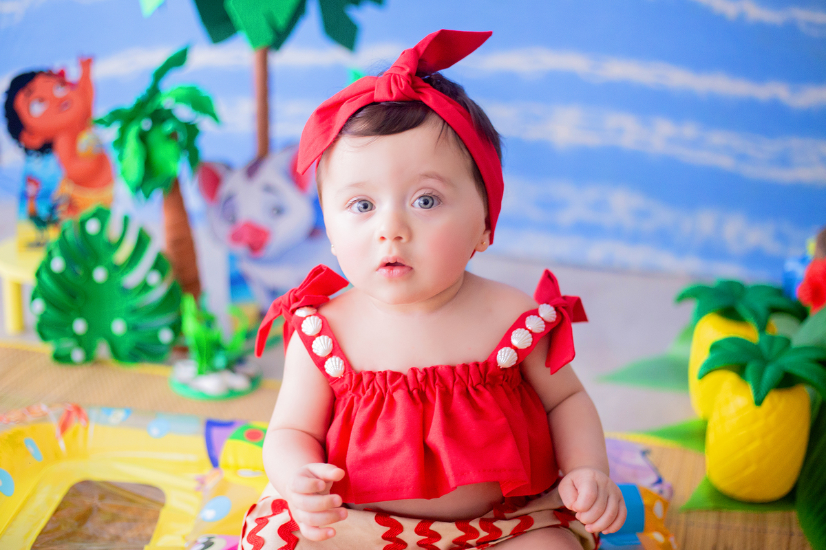 acompanhamento mensal de bebe caxias do sul figurino cenario tematico  personagem foto infantil serra gaucha fotografia familia mundo azul rosa ensaio fotografico crianca newborn baby menino menina smash the cake esmague o bolo banheira urso circo