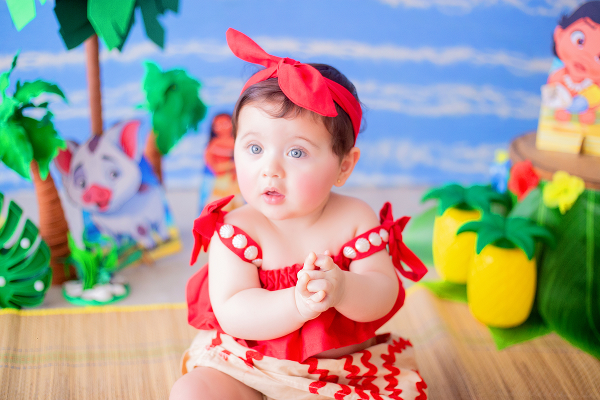 acompanhamento mensal de bebe caxias do sul figurino cenario tematico  personagem foto infantil serra gaucha fotografia familia mundo azul rosa ensaio fotografico crianca newborn baby menino menina smash the cake esmague o bolo banheira urso circo