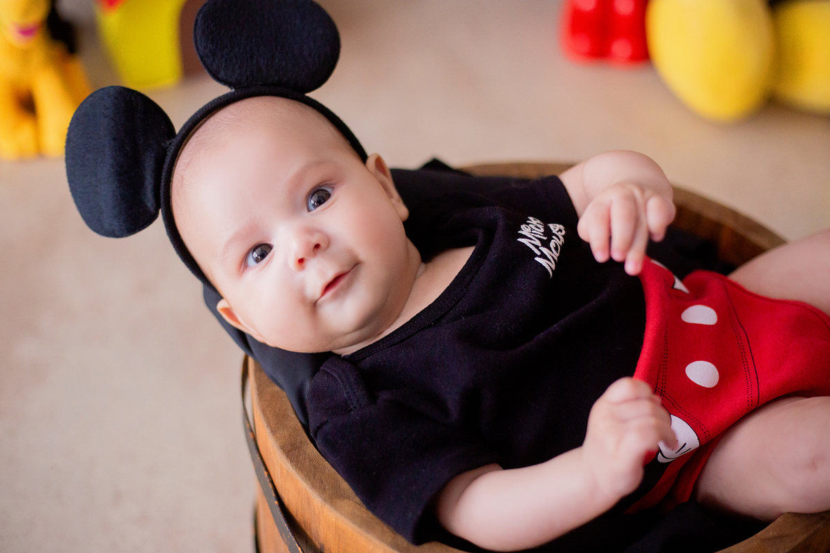 acompanhamento mensal de bebe caxias do sul figurino cenario tematico  personagem foto infantil serra gaucha fotografia familia mundo azul rosa ensaio fotografico crianca newborn baby menino menina smash the cake esmague o bolo banheira urso circo