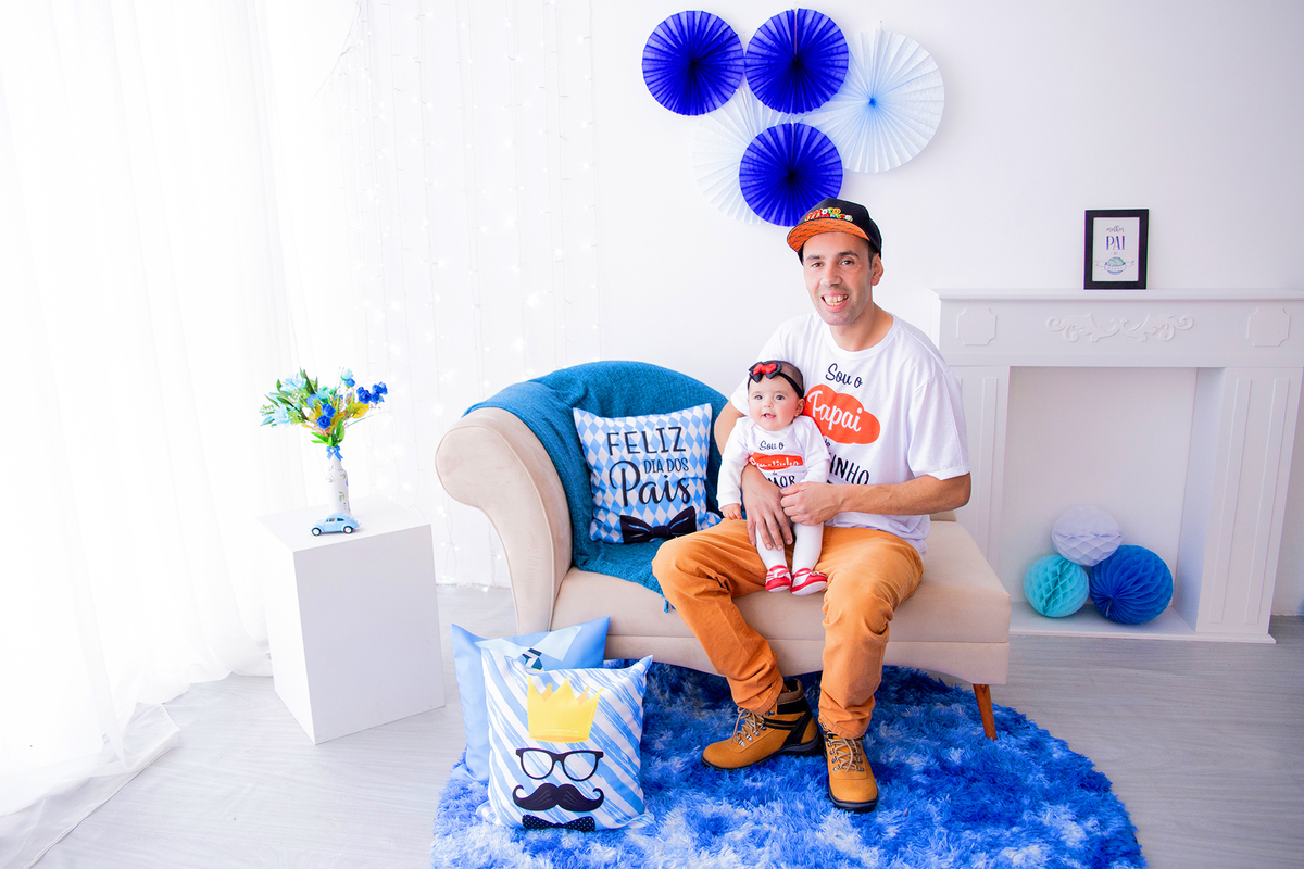 acompanhamento mensal de bebe caxias do sul figurino cenario tematico  personagem foto infantil serra gaucha fotografia familia mundo azul rosa ensaio fotografico crianca newborn baby menino menina smash the cake esmague o bolo banheira urso circo