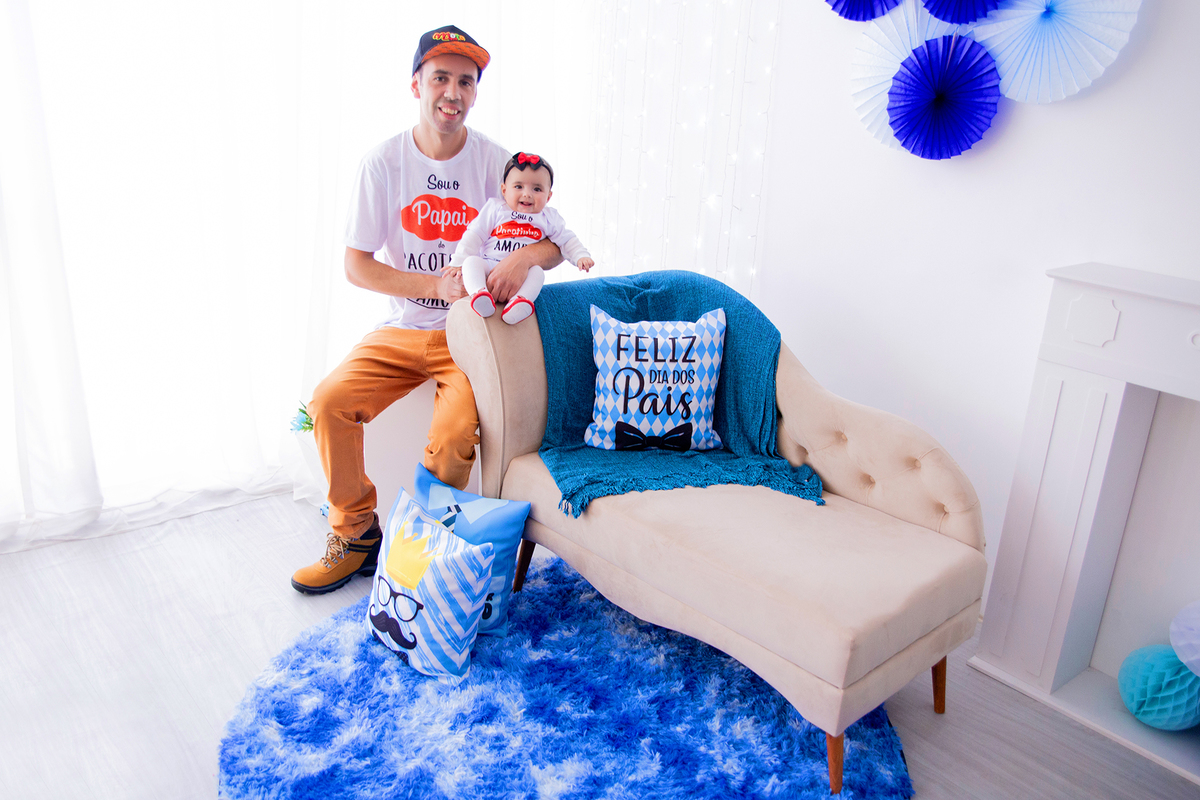 acompanhamento mensal de bebe caxias do sul figurino cenario tematico  personagem foto infantil serra gaucha fotografia familia mundo azul rosa ensaio fotografico crianca newborn baby menino menina smash the cake esmague o bolo banheira urso circo