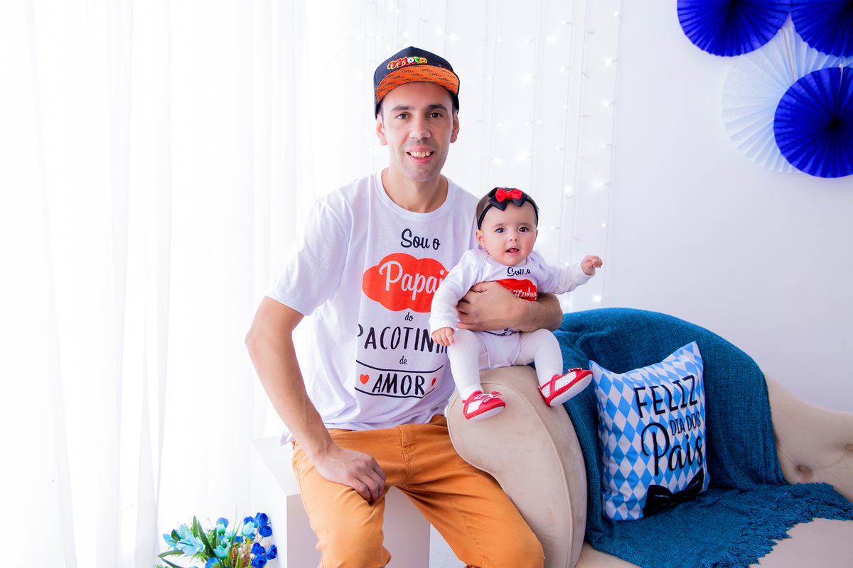 acompanhamento mensal de bebe caxias do sul figurino cenario tematico  personagem foto infantil serra gaucha fotografia familia mundo azul rosa ensaio fotografico crianca newborn baby menino menina smash the cake esmague o bolo banheira urso circo