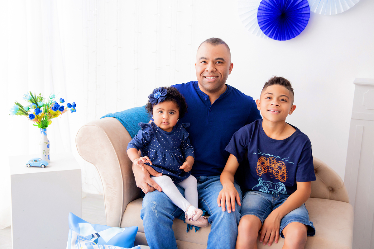 acompanhamento mensal de bebe caxias do sul figurino cenario tematico  personagem foto infantil serra gaucha fotografia familia mundo azul rosa ensaio fotografico crianca newborn baby menino menina smash the cake esmague o bolo banheira urso circo