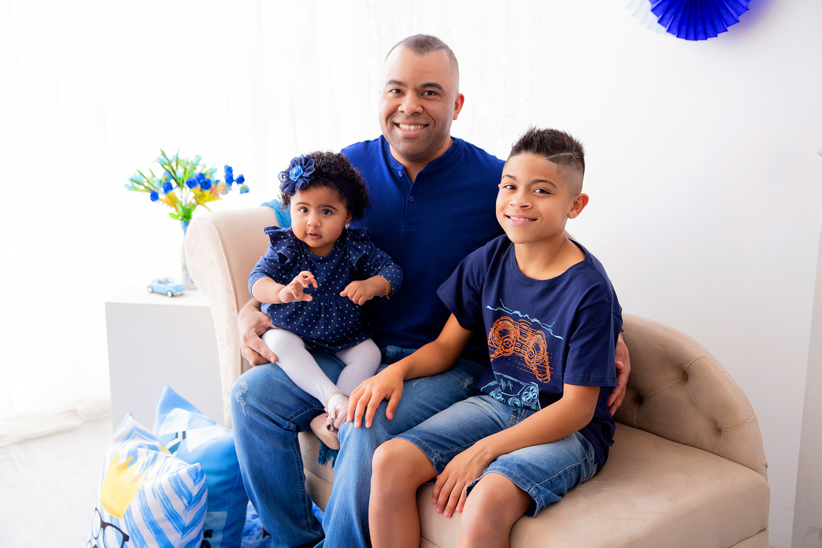 acompanhamento mensal de bebe caxias do sul figurino cenario tematico  personagem foto infantil serra gaucha fotografia familia mundo azul rosa ensaio fotografico crianca newborn baby menino menina smash the cake esmague o bolo banheira urso circo