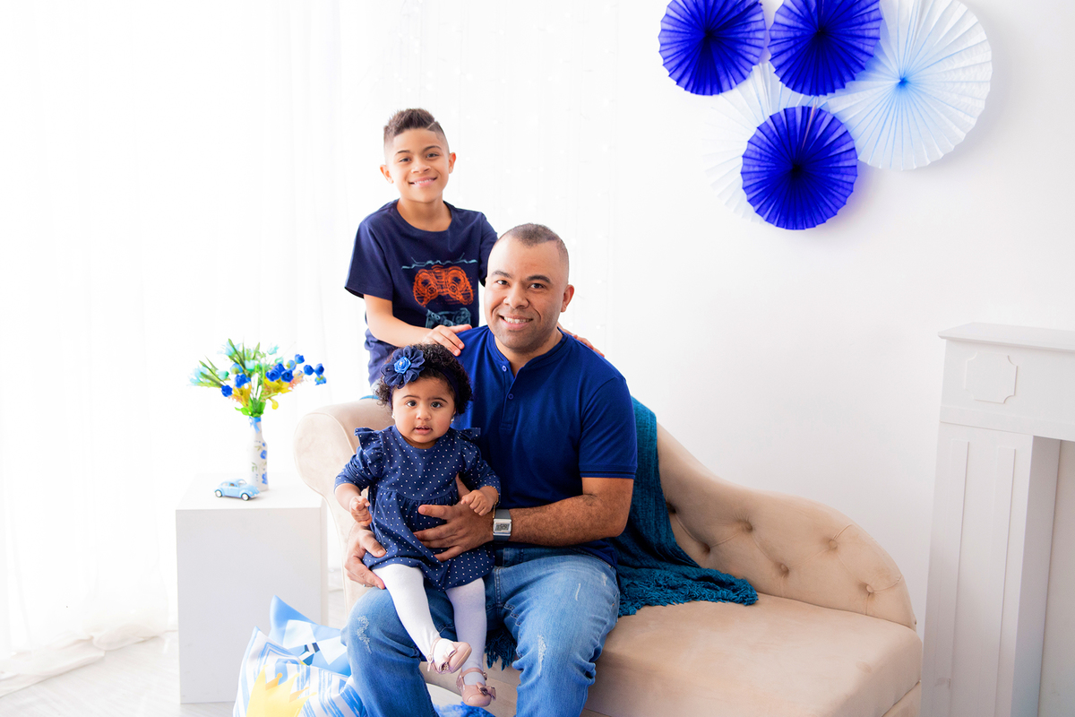acompanhamento mensal de bebe caxias do sul figurino cenario tematico  personagem foto infantil serra gaucha fotografia familia mundo azul rosa ensaio fotografico crianca newborn baby menino menina smash the cake esmague o bolo banheira urso circo